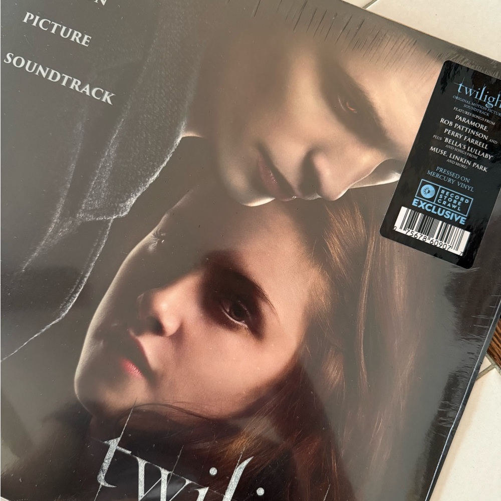Twilight Original Motion Picture Soundtrack Vinyl - Black - Picture 3 of 3